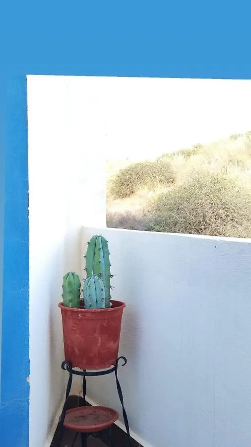 Casa En La Isleta , 2 Dormitorios, Minimo 3 Noches Nijar
